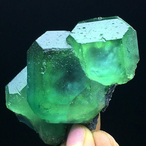 Spécimen de Fluorite Verte à Particules Plus Grandes rares de 216 g Collections de la Maison (1/5)
