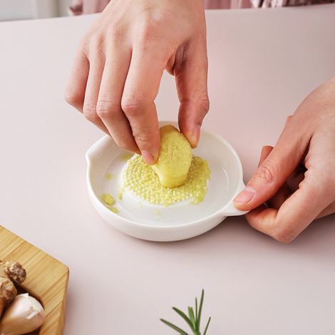 Râpe en céramique pour ail, gingembre et purée de bébé (sachet, 1 pièce) (1/5)