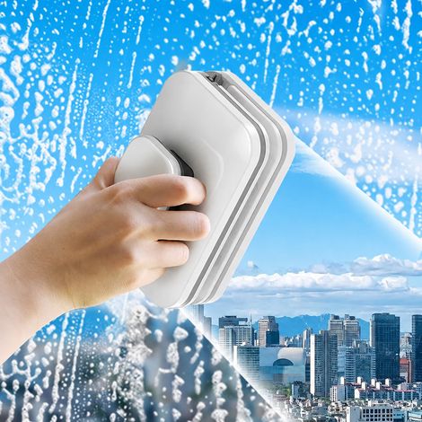 Pulitore magnetico per vetri singoli da 3 a 10 mm: pulisce l'esterno in tutta sicurezza dall'interno, grazie al potente fissaggio magnetico e al rilascio automatico dell'acqua. (1/5)