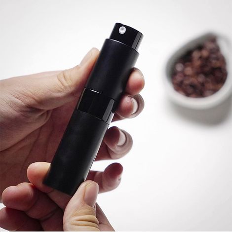 Spray noir 8 mlPlateau doseur pour grains de café, balance, coupelle à grains, tasse doseuse en céramique pour café moulu, coupelle pour grains verts, plateau de présentation pour échantillons de grai (1/5)