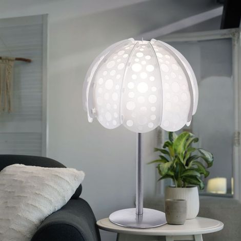 Lampe de table moderne ACKERMAN, lampe de chevet blanche, lampe d'appoint avec abat-jour textile et pied en métal argenté, 1 douille E14, D 20,5 x H 36 cm (1/5)
