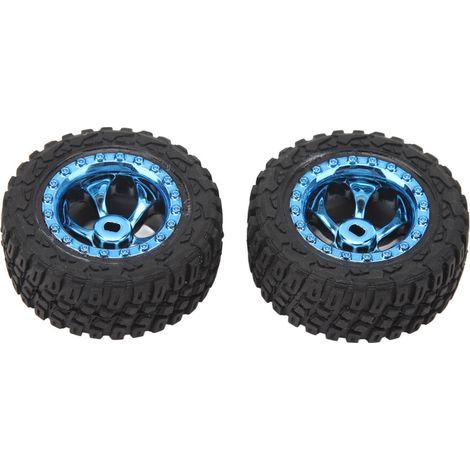 Pneus de rechange pour voitures télécommandées WLtoys, offrant une excellente absorption des chocs, une maniabilité améliorée, une forte adhérence sur terrain accidenté et un remplacement facile. (1/2)