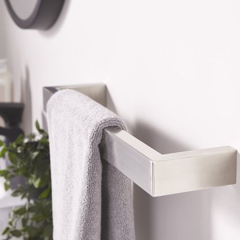 Heatwave Atlas Brushed Stainless Steel Dry Electric Bar Towel Rail 630mm (W) (1/2)