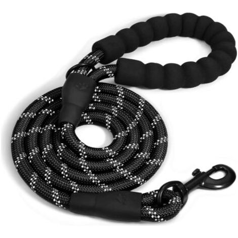 Laisse de corde de chien avec poignée rembourrée douce, haute lumière réfléchissante, laisse de chien en nylon 150CM pour chien de grande ou moyenne taille, corde de promenade de chien pour courir (no (1/5)