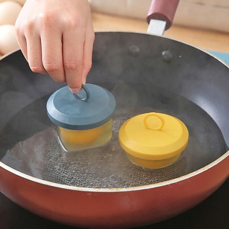 Lot de 4 moules à œufs pochés en silicone, cuiseur à œufs antiadhésif, idéal pour la préparation de sandwichs aux œufs pour le petit-déjeuner (1/5)