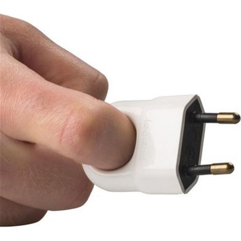 LEGRAND 050312  2P weißer Stecker