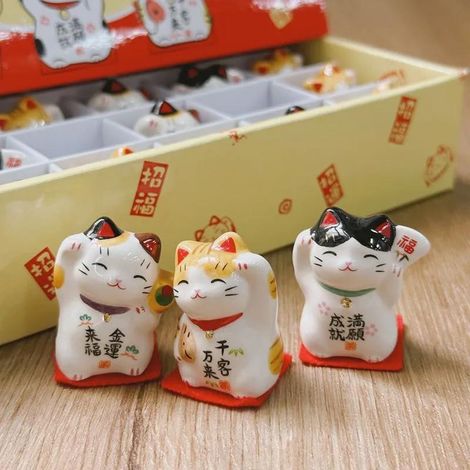 Chats Porte-Bonheur En Céramique Blanche Set De 3 - Mini Figurines Japonaises 3,5 Cm Pour Bureau Salon (1/5)