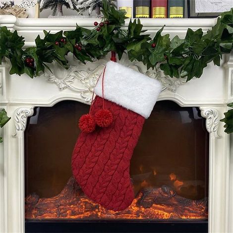 Dekorative Weihnachtsstrümpfe – Rot – Personalisierbar – 40,64 cm lang – 17,8 cm breit – Aus dickem Strick (1/4)