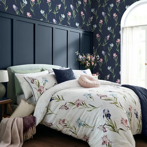 Papier peint intissé Laura Ashley Iris Hawling Midnight 1005 x 52cm Multicolore (1/5)