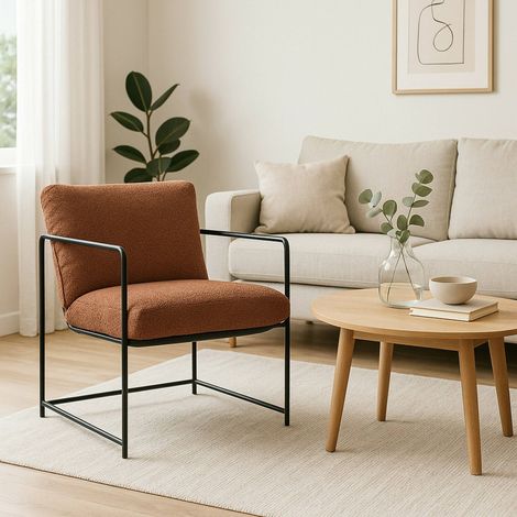 Dmora - Sillón de álamo, Sillón tapizado en tejido bouclé, Silla acolchada, Asiento con reposabrazos de metal, 61x67h75 cm, Marrón (1/5)