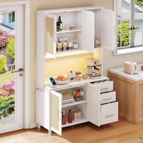 Buffet de cuisine de 183 cm avec lumières décoratives LED contrôlées par application, 2 ports USB, 2 prises, étagères réglables, 3 tiroirs, poignées en métal doré pour cuisine et salle à manger (blanc