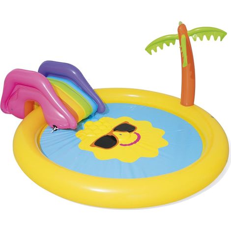 Aire de Jeux pataugeoire Sunny Island 237 x 201 x 104 cm avec Toboggan et arroseur (1/5)