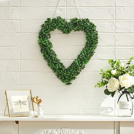 Green Artificial Topiary Boxwood Heart Design Wreath Garden Ornament (1/5)