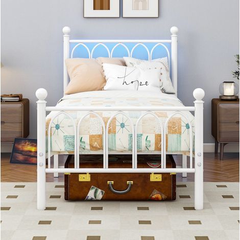 Cama individual vintage 90x200 cm de metal blanco con cabecero y piecero altos, LED y carga USB (1/5)