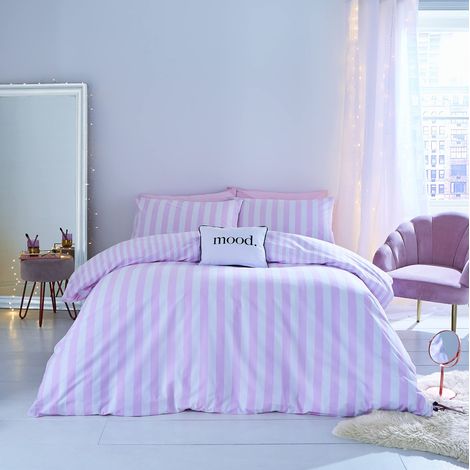 Parure de lit réversible à Rayures avec Housse de Couette et taies d'oreiller Rose King Size (1/5)