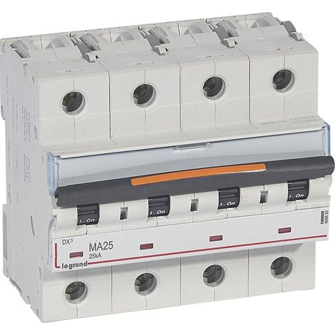 Disjoncteur magnétique seul DX³ MA 25kA arrivée haute et départ bas à vis 4 Pôles 400V 25A 6 modules LEGRAND 409893 (1/2)