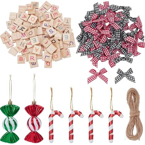 142 tuile de Lettres en Bois de Noël Ornements Suspendus de Noël en Forme de Lettres Y Compris des Tuiles de Nœuds Papillon et des Bonbons pour la Décoration du Sapin de (1/5)