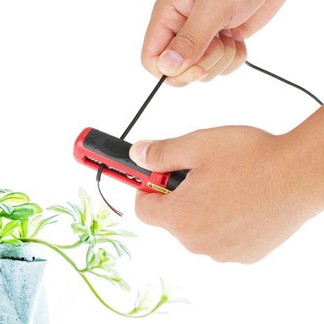 Multifunktionales Abisolierwerkzeug für Elektrikerkabel (1/5)