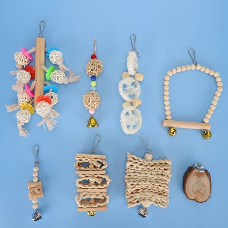 Lot de 8 pièces : Paille tressée, bloc de bois, perles colorées, éponge luffa, balançoire, jouet à mâcher et à mordiller pour oiseaux et perroquets. (1/5)