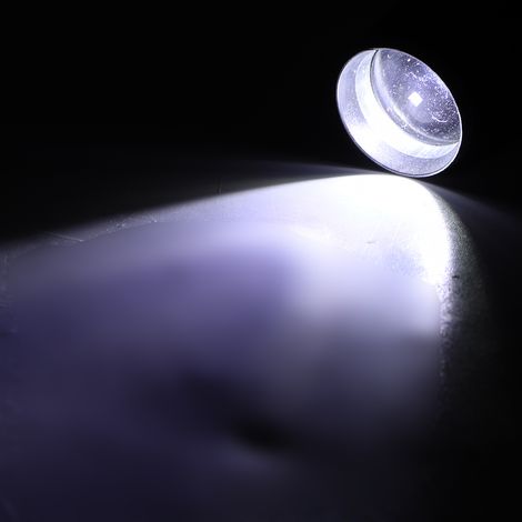 Lampe torche LED COB rechargeable USB en alliage d'aluminium avec aimant puissant, idéale pour l'éclairage intérieur, extérieur, camping ou tente (E39). (1/5)