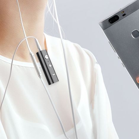 Collier Clip Bluetooth Voiture Léger Compact avec Prise AUX 3.5mm et Fonction Appels - Récepteur Audio 2 en 1 (1/5)