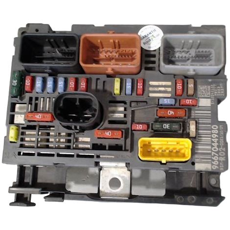 Boite A Fusibles PEUGEOT 407 [PRODUIT D'OCCASION]♻️6500fq