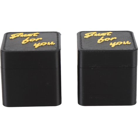 Coffret cadeau surprise « Doigt d'honneur » (2 pièces) (1/5)