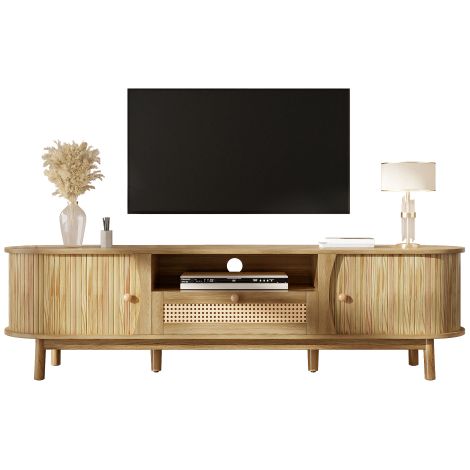 TV-Schrank mit Türen und Schubladen. TV-Schrank aus Rattan, Massivholztüren, Aufbewahrungslösung im Landhausstil – niedrige Frontblende.