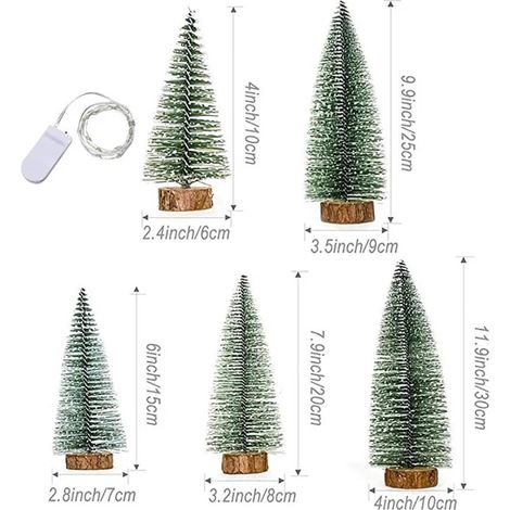 Lot de 7 mini sapins de Noël en sisal avec lampe et socle en bois, parfaits pour décorer votre maison ou votre intérieur pendant les fêtes. (1/5)