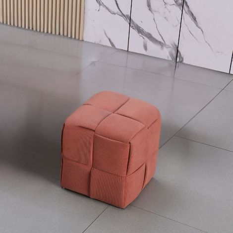 Quadratischer pouf in mattem ziegelrot mit geflochtenem design