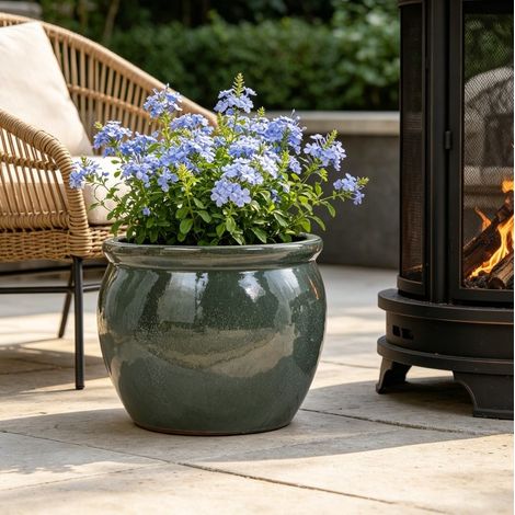 Vaso da pianta in ceramica fatto a mano singolo (Ø 37 cm), Blu verde antico lucido con smalto a spruzzo naturale, traspirante, resistente al gelo, con fori di drenaggio per giardino e balcone (1/5)