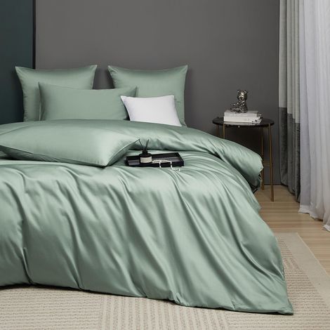 Parure de lit rafraîchissante en satin de coton mako 155 x 220 cm - Vert sauge - Motif lisse - Respirant - Doux et infroissable - Housse de couette unie et 2 taies d'oreiller 80 x 80 cm (1/5)