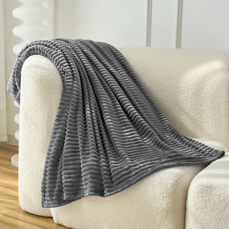 WOLTU Kuscheldecke Fleecedecke Flanell Decke Sofadecke Einfarbig Wohndecken Couchdecke warme Decke mit Streifenmuster Überwurf für Bett Couch, 220x240cm, Dunkelgrau