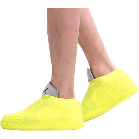 La taglia L presenta un design compatto e pieghevole con copriscarpe in silicone impermeabili e antiscivolo, che li rendono adatti all'uso quotidiano all'aperto.