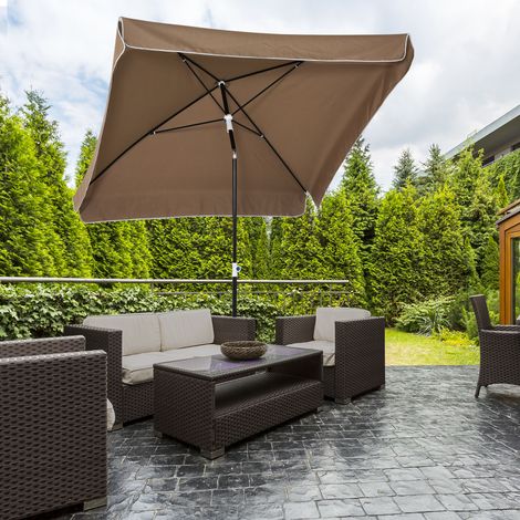 2x2 m großer, quadratischer Sonnenschirm mit verstellbarem und tragbarem Schirmdach aus Metall und Polyester, Farbe: Kaffeebraun