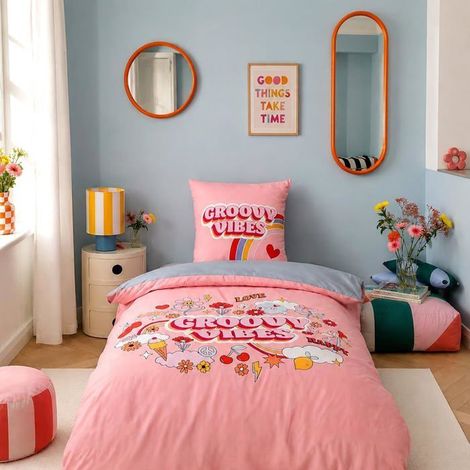 Parure de lit imprimée 140x200 cm - COTE DECO - Groovy Vibes - Microfibre - Housse de couette + Taie (1/5)