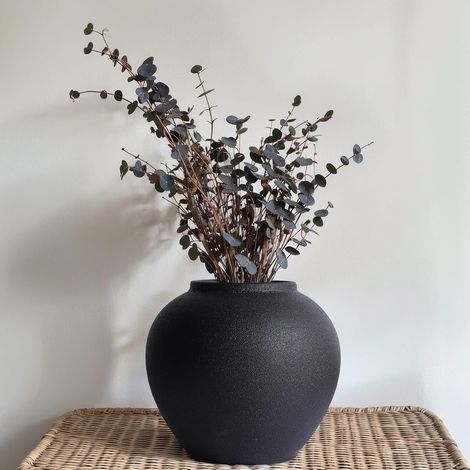 Vase en céramique rustique, vase noir de style ferme de 21 cm, vases vintage, vases de décoration en terre cuite moderne pour décoration de la maison, salon, entrée, centres de table, étagère, cuisine (1/5)