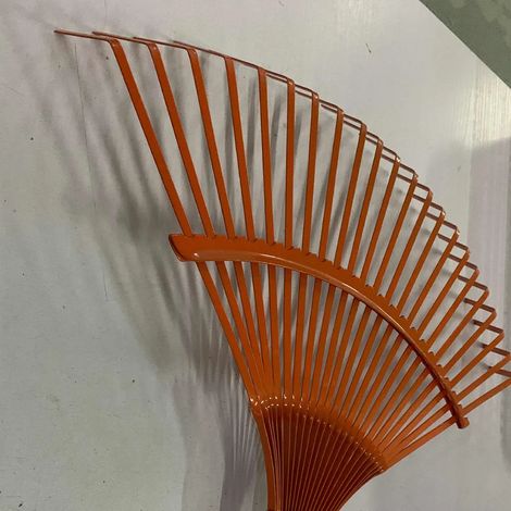 Râteau de jardin tout usage à 22 dents, râteau à feuilles en métal robuste pour le nettoyage des pelouses, des jardins et des exploitations agricoles. (1/5)