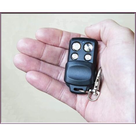 Pair Chamberlain 84335eml, 84335e, 84333eml, 84333e, 84330eml, 84330e Compatible émetteur de télécommande 433,92 MHz. Top télécommande de remplacement de qualité.