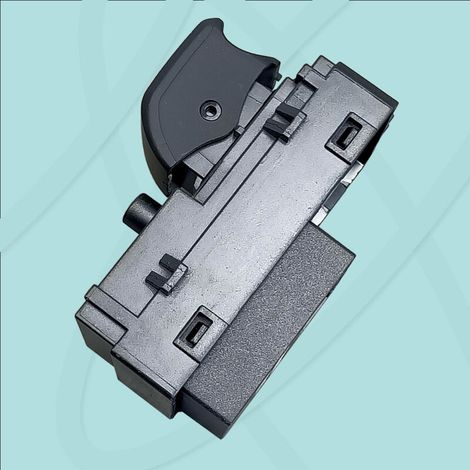 3746070-W03 est applicable au commutateur de régulateur de vitre électrique du Changan CS35, avec commande séparée pour la porte côté passager et la porte arrière.
