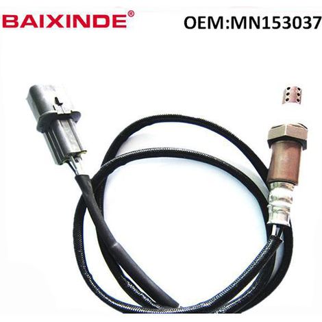 The 0ZA341-PG5 / 0ZA495-PG2 lambda sensors, replacement parts, ensure precise measurement of the air/fuel ratio, thus improving fuel efficiency and reducing emissions. Compatible with most vehicles. (1/5)