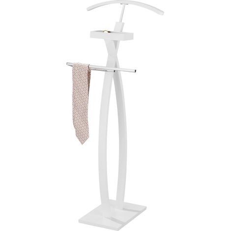 Idimex – Valet Robin en bois laqué blanc – Portant en métal chromé – Socle en panneaux de fibres laqués – Cintre inclus pour veste et chemise