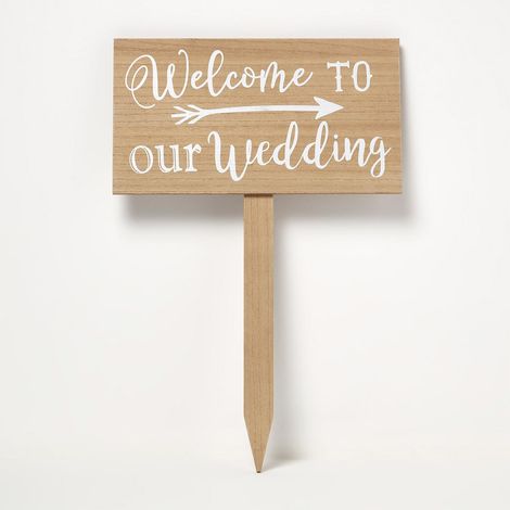 HOMESCAPES Welcome Wedding Arrow Sign (1/5)