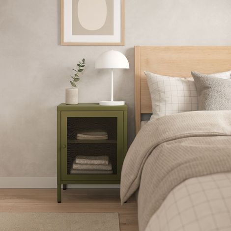 Comodino Fayna in metallo verde con anta reticolata 40x35x60H – Design industriale (1/5)