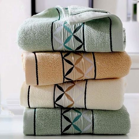 Lot de 4 serviettes de toilette en coton, 100% coton, imprimées, ultra douces et très absorbantes pour une utilisation dans la salle de bain, 36 x 76 cm. (1/3)