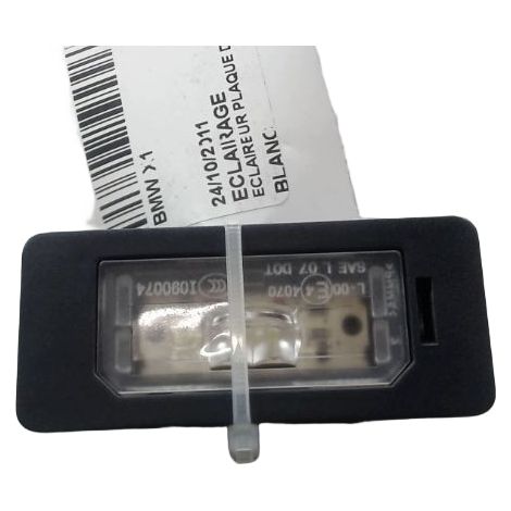 [PRODUIT D'OCCASION] Eclaireur Plaque De Police Droit BMW X1 ♻️ Ref Oe. 63267193293 - Garantie à vie (1/3)
