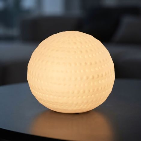 LED Porzellan Leuchtkugel weiß matt inklusive Batterie - 13 cm - Keramik Deko Kugel warmweiß beleuchtet zum Hinstellen