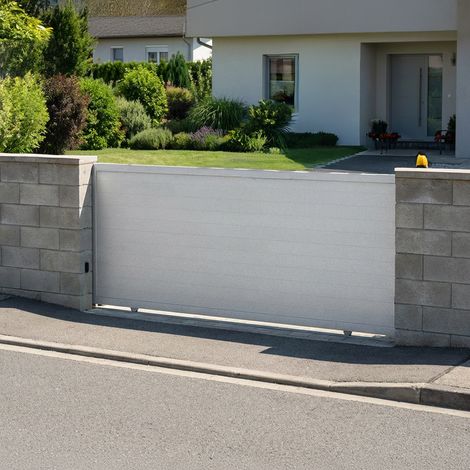 Portail coulissant motorisé plein (Blanc RAL 9010 - L 4000 x H 1542 mm)