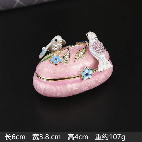 Boîte à bijoux ovale Double Magpie rose sertie de diamants (1/4)
