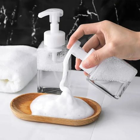 Quadratischer, wandmontierter, nachfüllbarer Shampoo- und Conditioner-Spender (3 Fächer) und wandmontierter Seifenspender